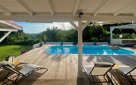 Spacieuse Villa Corossol Avec Piscine Et Jeux Exterieurs