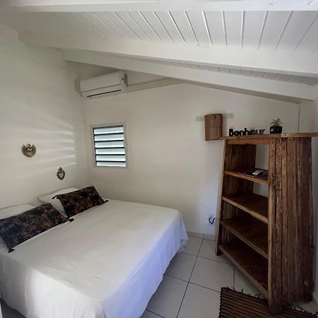Spacieuse Villa Corossol Avec Piscine Et Jeux Exterieurs Le Gosier  Extérieur photo