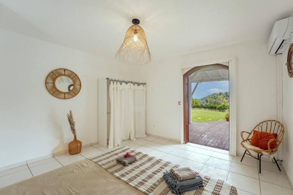 Spacieuse Villa Corossol Avec Piscine Et Jeux Exterieurs Le Gosier  Extérieur photo