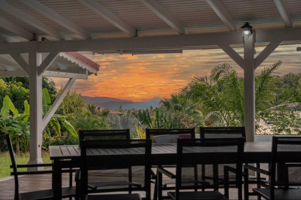 Spacieuse Villa Corossol Avec Piscine Et Jeux Exterieurs Le Gosier  Extérieur photo