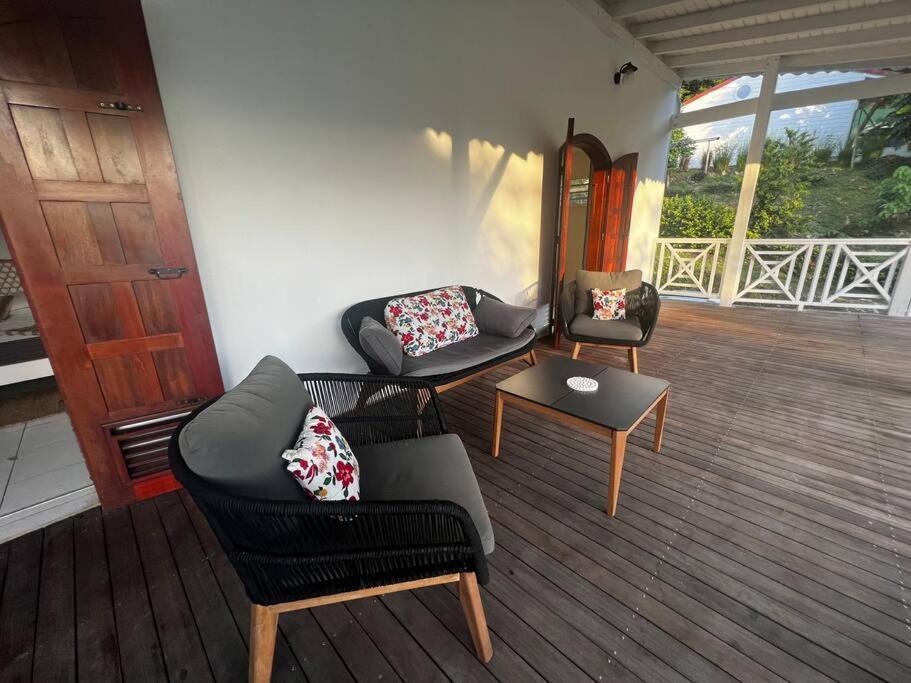 Spacieuse Villa Corossol Avec Piscine Et Jeux Exterieurs Le Gosier  Extérieur photo